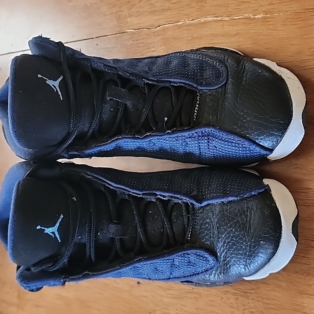 Boys Nike Retro 13 Jordans